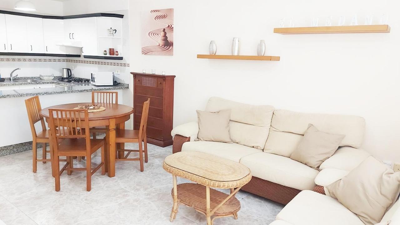 Centric 2 Bedrooms Apartment Near To The Beach - By Tenerifehints El Medano  Ngoại thất bức ảnh